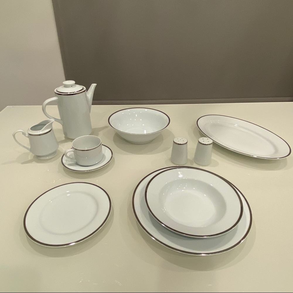 Modern Dinnerware Set with Silver Trim (107 pcs)